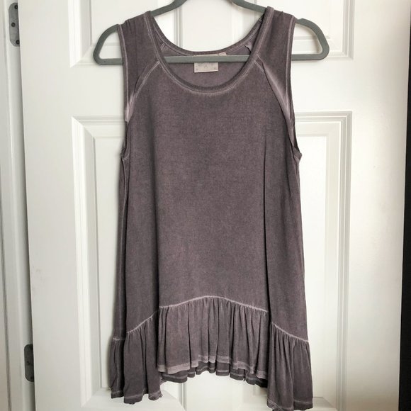 "SOLD" - Dantelle Oil Dye Sleeveless Top – M - Picture 2 of 6